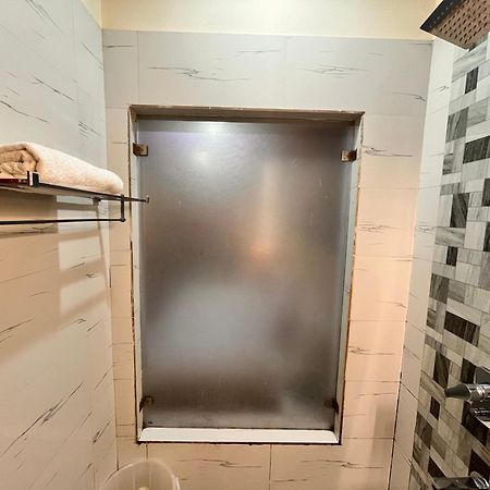 מלון Oyster Pearl I Near Medanta Hospital I Sec-39 I גורגאון מראה חיצוני תמונה