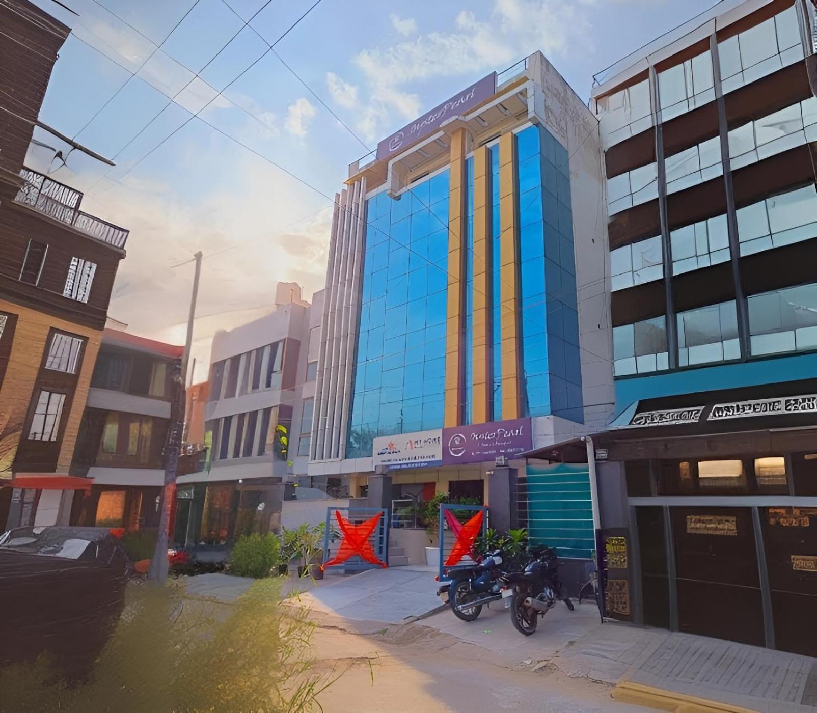 מלון Oyster Pearl I Near Medanta Hospital I Sec-39 I גורגאון מראה חיצוני תמונה