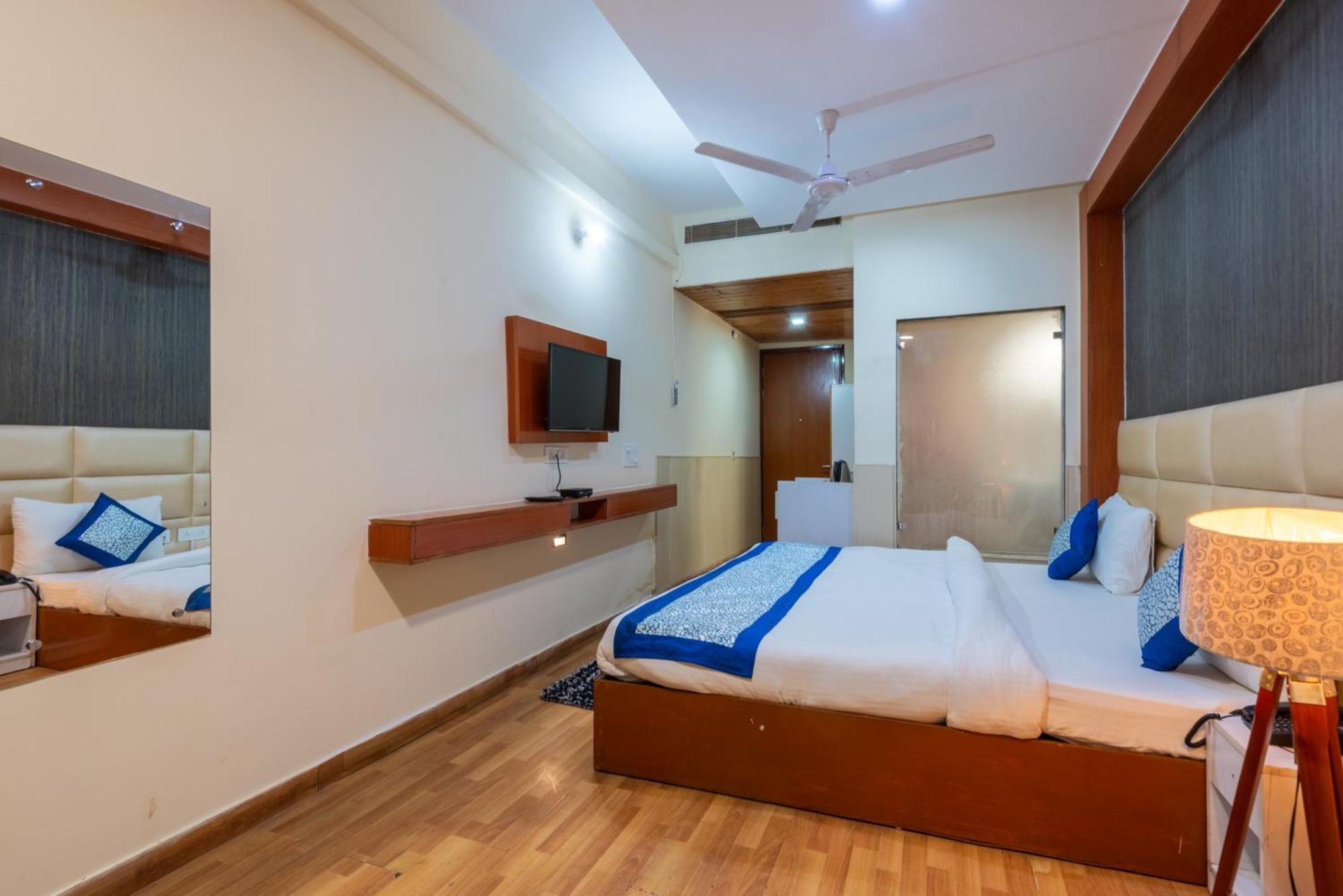 מלון Oyster Pearl I Near Medanta Hospital I Sec-39 I גורגאון מראה חיצוני תמונה